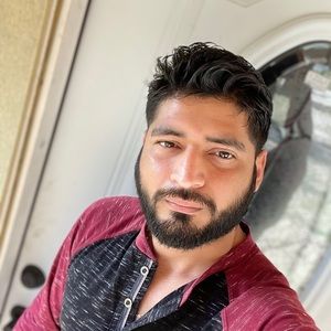 Meet your Posher, Efrain